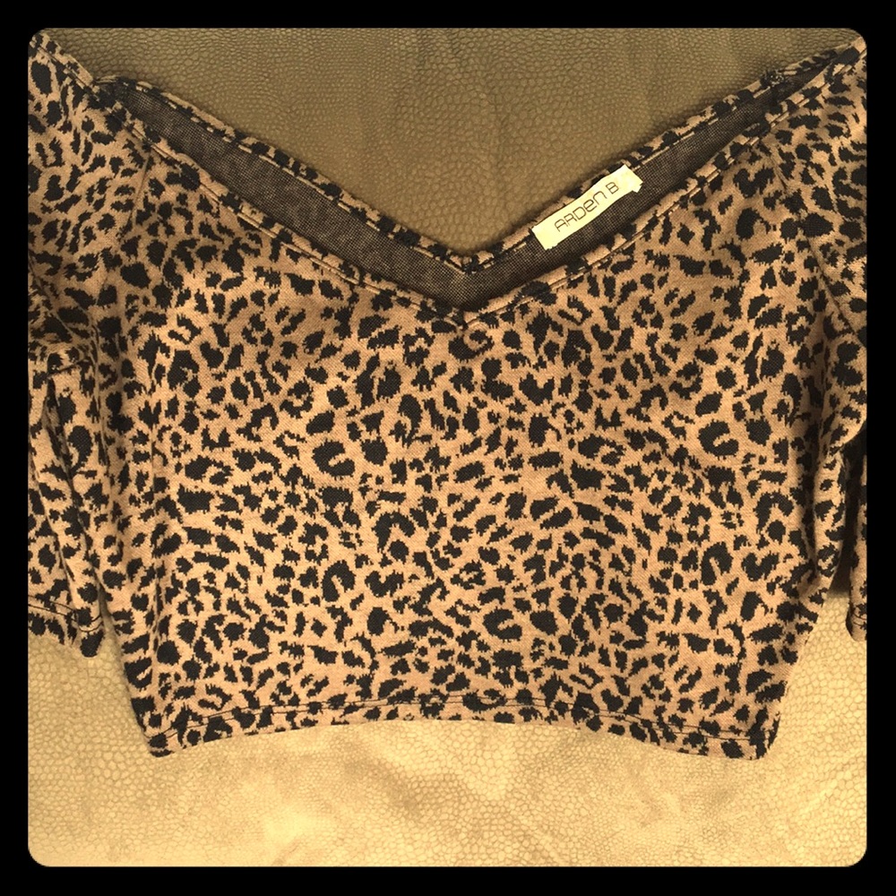 Leopard crop top